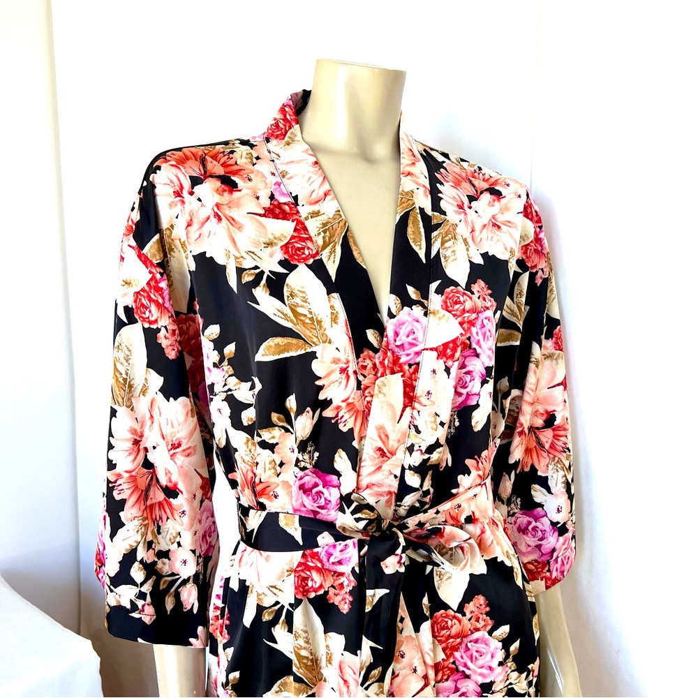 Floral Kimono Robe - Picture 8 of 9